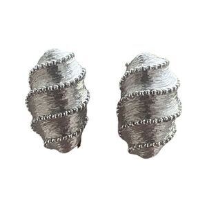 NWT Very Rare Vintage Monet Silver Tone Textured Clip On Earrings